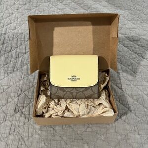 Coach Women's Small Wallet